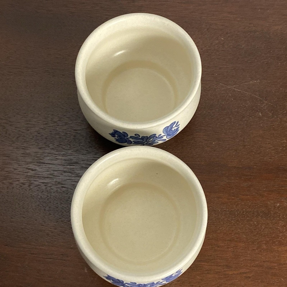 Vtg Pfaltzgraff Blue Yorktowne Set of 2 Bowls Blue Flower Stoneware Made In USA - Picture 5 of 7